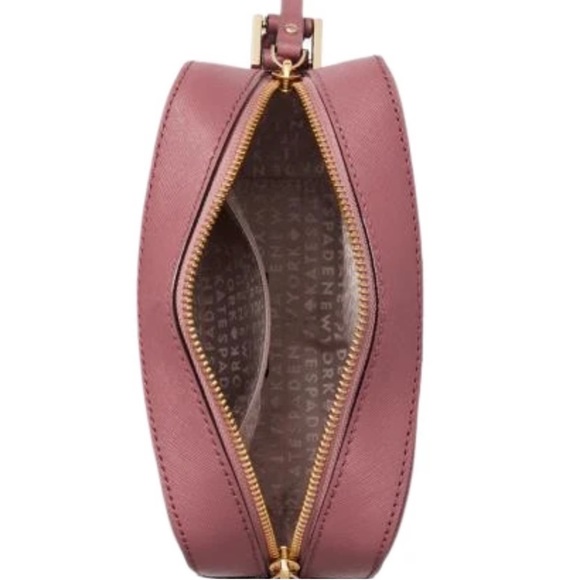 ❌SOLD❌ Like New ♠️ Kate Spade ♠️ Crossbody - Picture 3 of 16